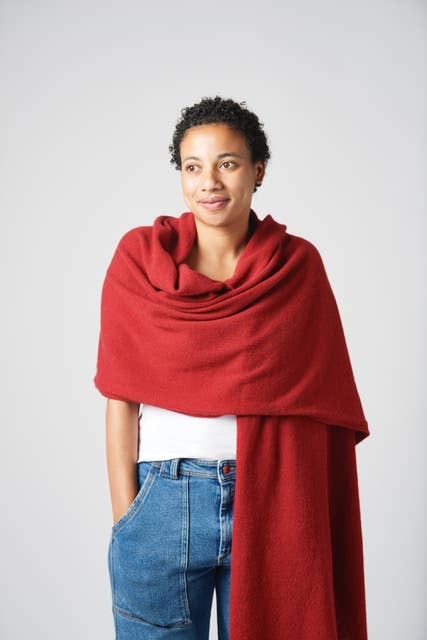 RESTOCKED! "ROBUSTO!" TRAVEL WRAP - 100% CASHMERE