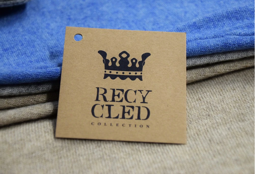 RESTOCKED! "ROBUSTO!" TRAVEL WRAP - 100% CASHMERE